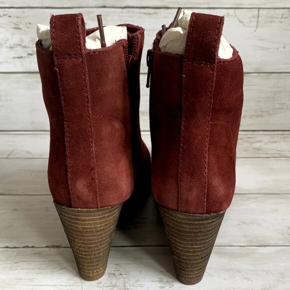 NEW Diba Blake Lace Up Suede Wedge Boots Booties in Burgundy - Picture 5 of 7